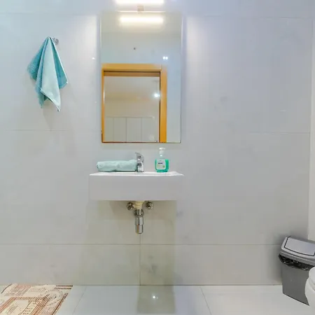 Apartamento New Spacious 3 Bdr 2 Bth Bugibba 124 With View