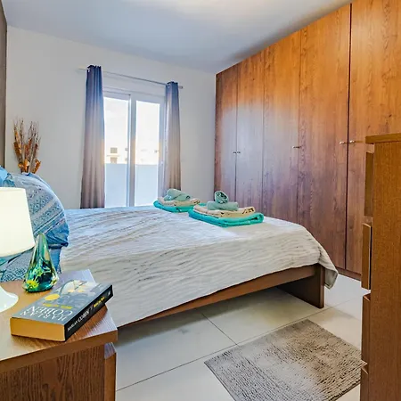 Apartament New Spacious 3 Bdr 2 Bth Bugibba 124 With View