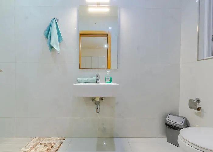 Apartamento New Spacious 3 Bdr 2 Bth Bugibba 124 With View