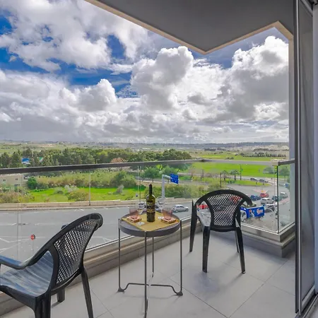 New Spacious 3 Bdr 2 Bth Bugibba 124 With View Apartment