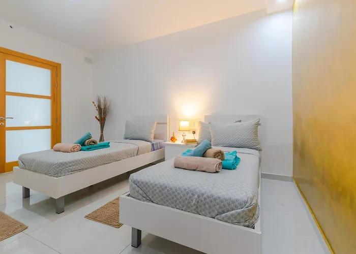 Apartament New Spacious 3 Bdr 2 Bth Bugibba 124 With View *