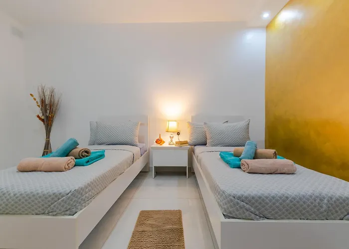 New Spacious 3 Bdr 2 Bth Bugibba 124 With View *