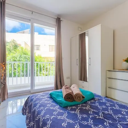 Apartament New Spacious 3 Bdr 2 Bth Bugibba 124 With View *